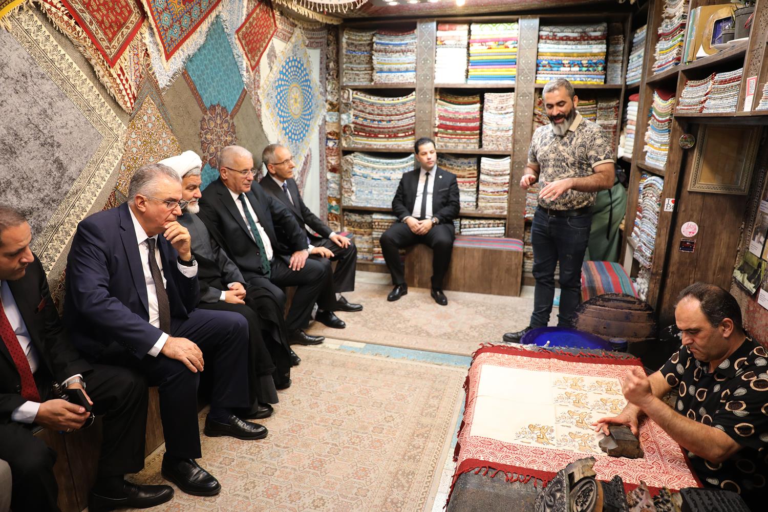 بازدید رئیس مجلس الجزایر از مجموعه تاریخی نقش جهان