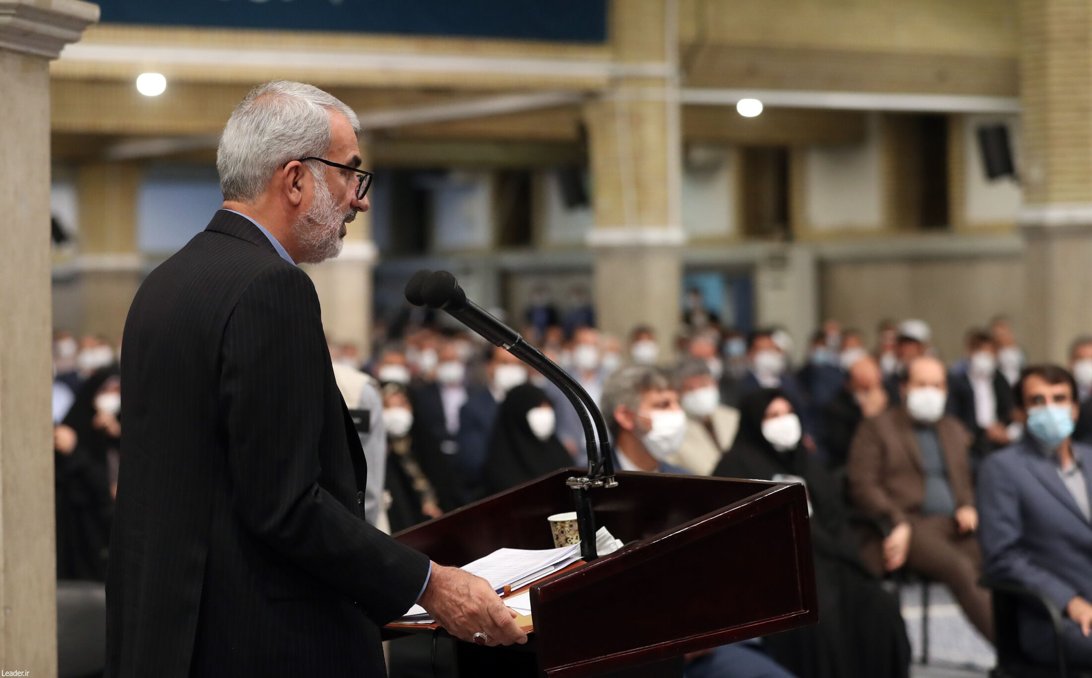 دیدار جمعی از معلمان و فرهنگیان با رهبر انقلاب