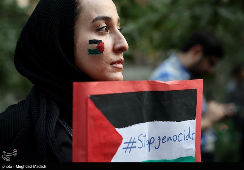 تجمع مردمی مقابل دفتر سازمان ملل در تهران