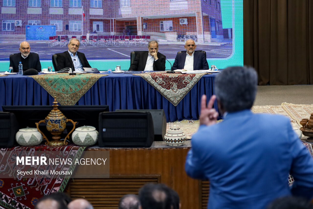 سفر رئیس جمهور به خوزستان