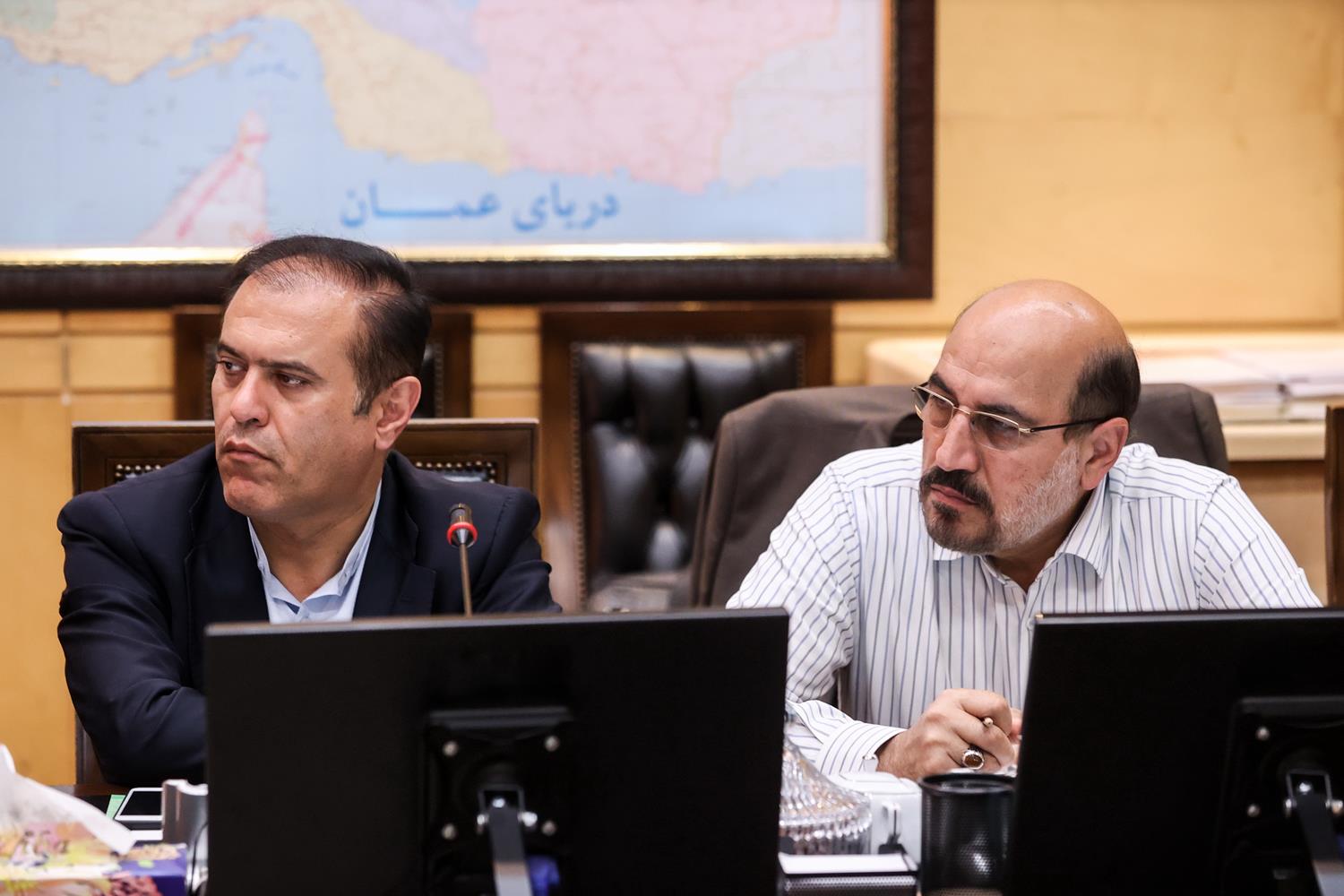 نشست کمیسیون صنایع و معادن با حضور وزیر صمت