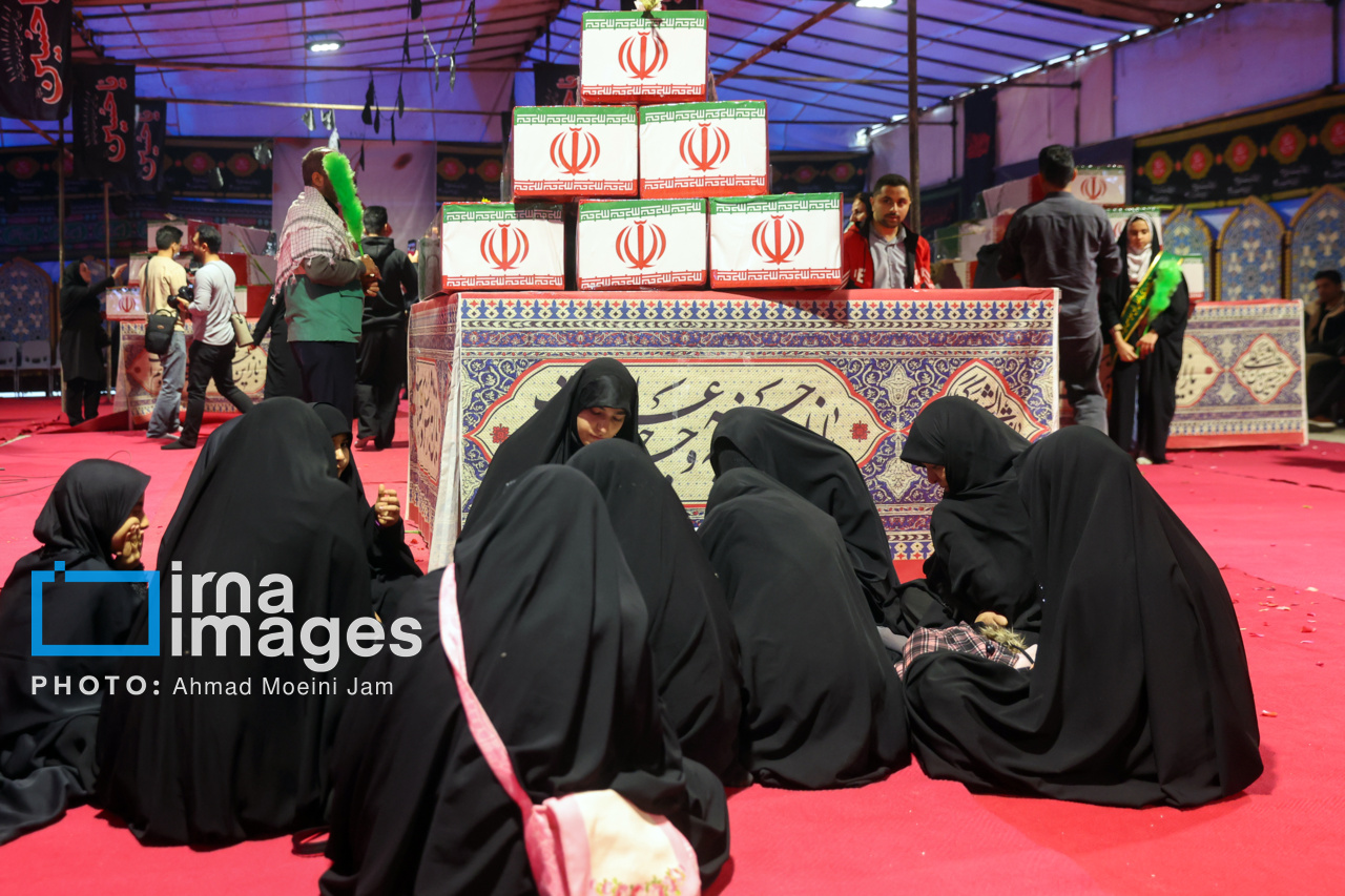 وداع با ۱۰۰ شهید گمنام