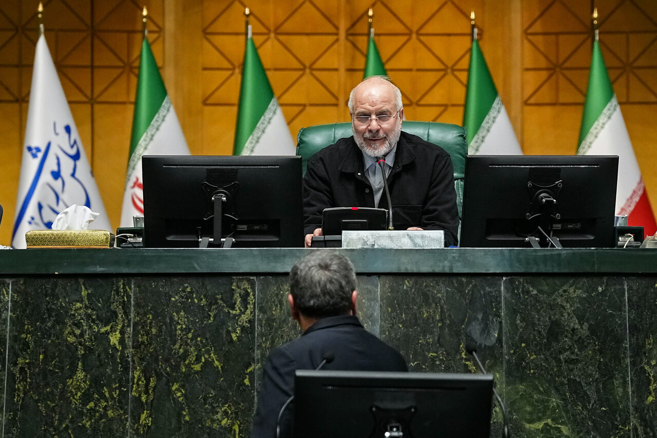 حضور امیر موسوی و عراقچی در جلسه غیرعلنی مجلس