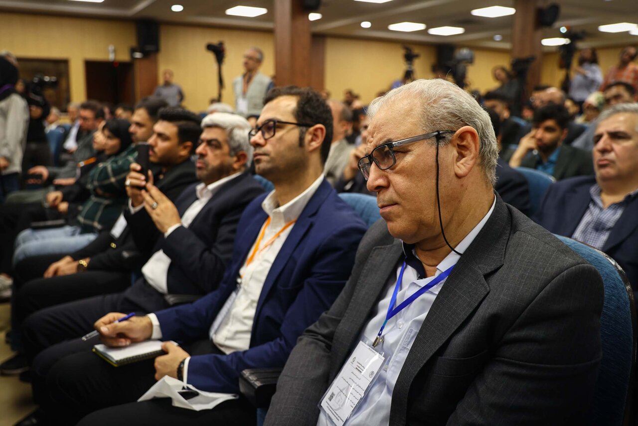 حضور قالیباف در همایش بین‌المللی صنعت نفت و گاز 