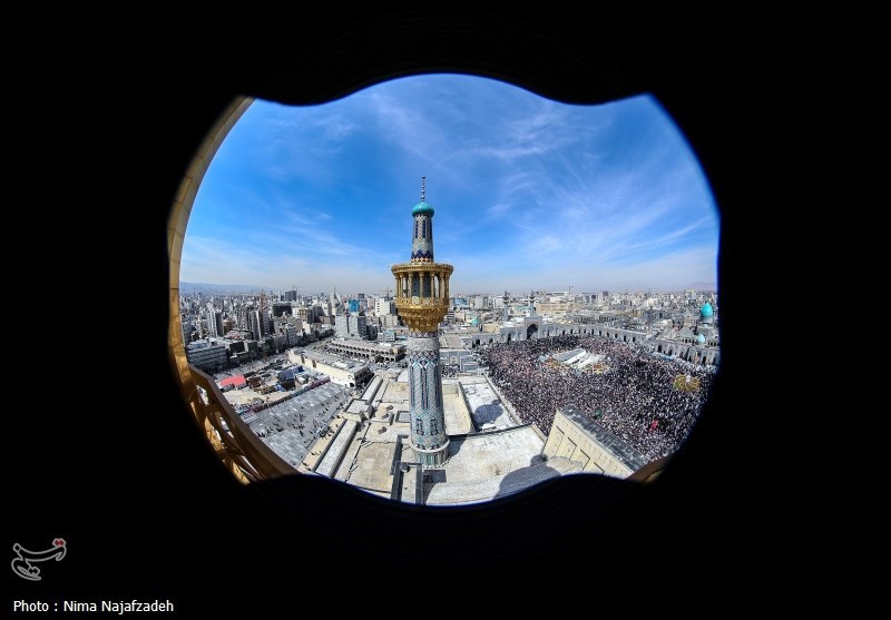 تحویل سال نو در حرم مطهر امام رضا (ع)
