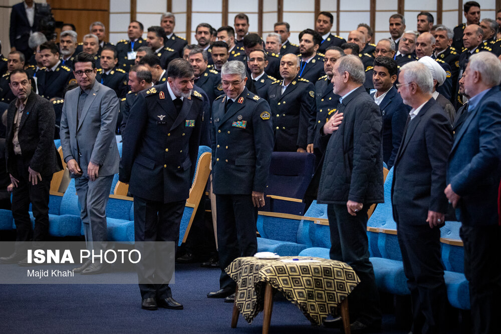 نشست فرماندهان پلیس راهور با حضور رییس جمهور