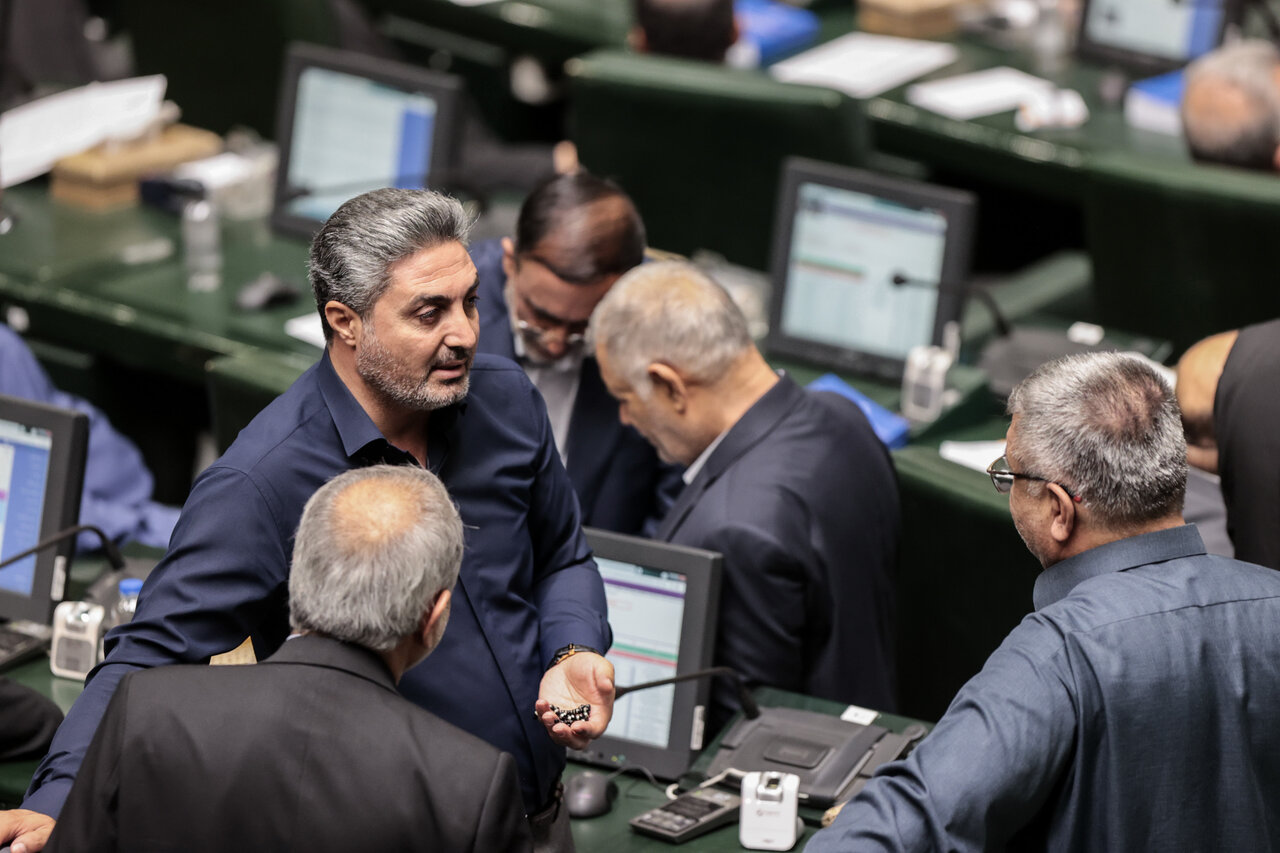 صحن علنی 25 تیرماه مجلس