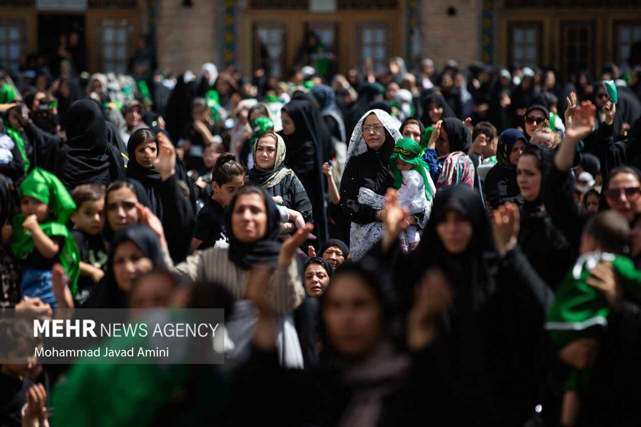 مراسم شیرخوارگان حسینی