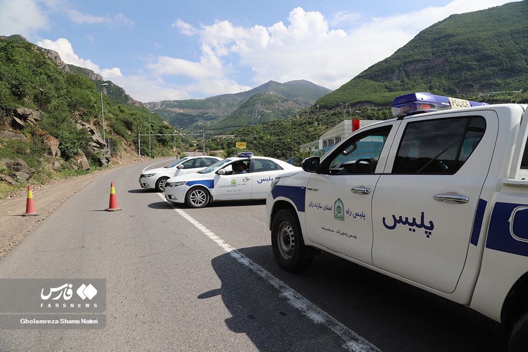 ریزش سنگ در جاده کندوان