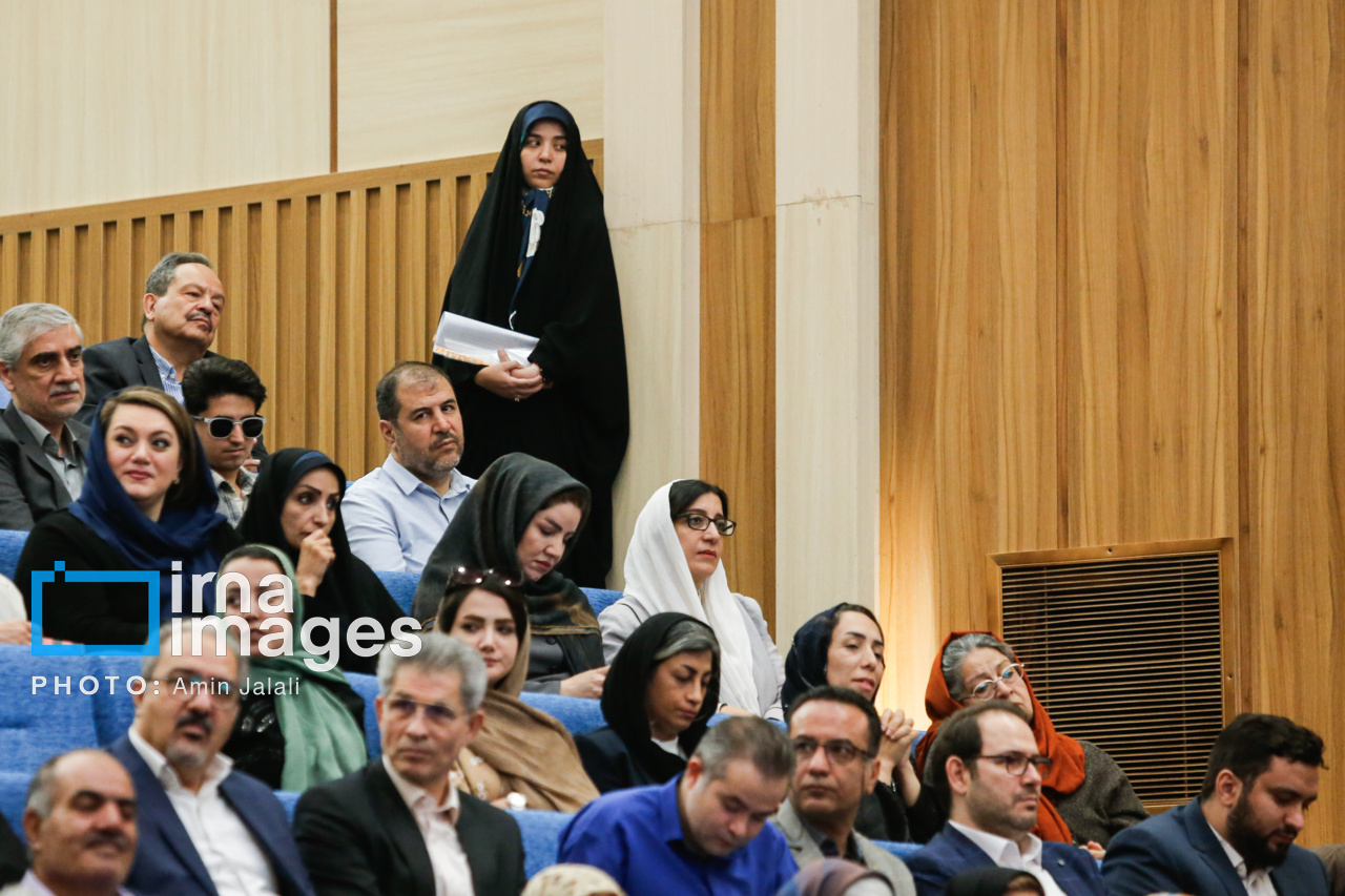 حضور قالیباف در همایش کارآفرینی اجتماعی