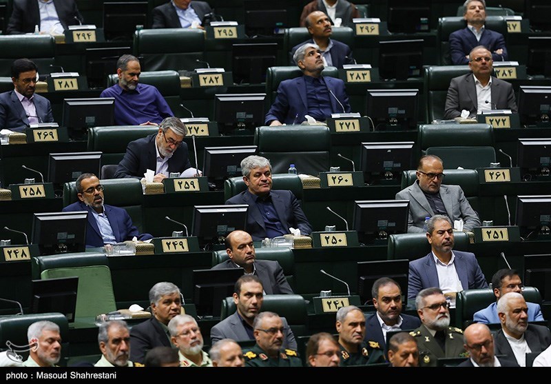 مراسم بزرگداشت شهدای خدمت در مجلس