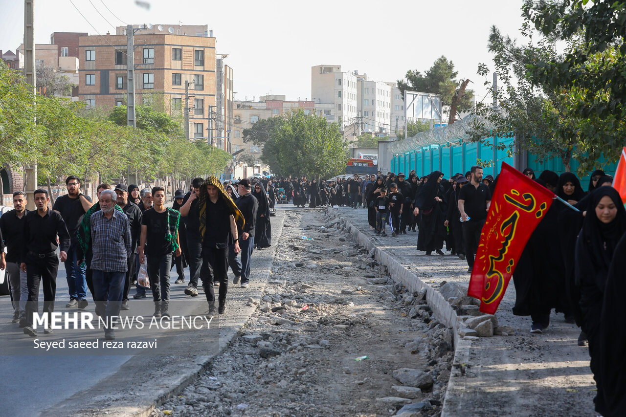  مراسم پیاده‌روی جاماندگان اربعین