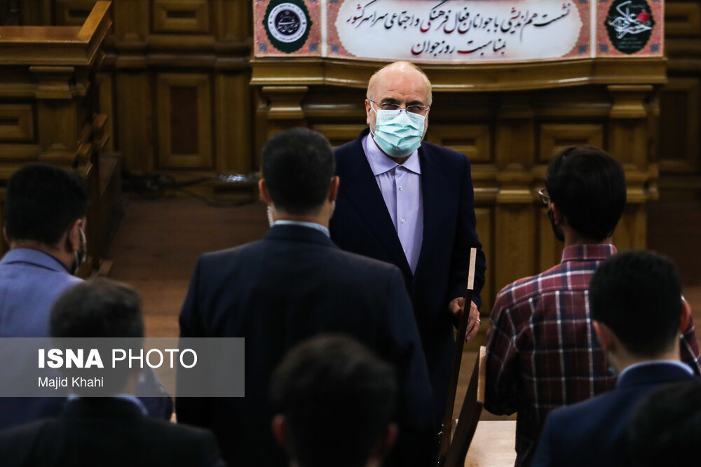 قالیباف در نشست هم اندیشی جوانان فعال فرهنگی و اجتماعی