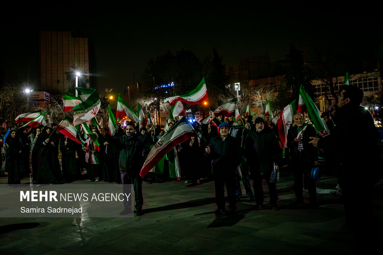 تجمع مردمی در محکومیت اغتشاشات تروریستی