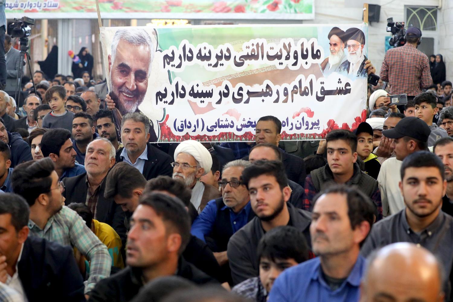 قالیباف در بیستمین یادواره ۱۷۰ شهید بخش رامند شهرستان بوئین‌زهرا