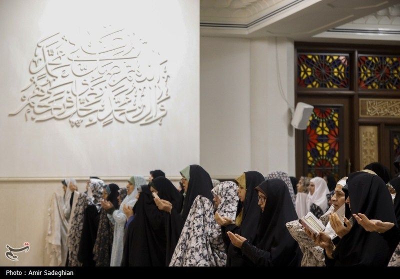 تصاویر نماز عید سعید قربان در حرم حضرت شاهچراغ (ع)