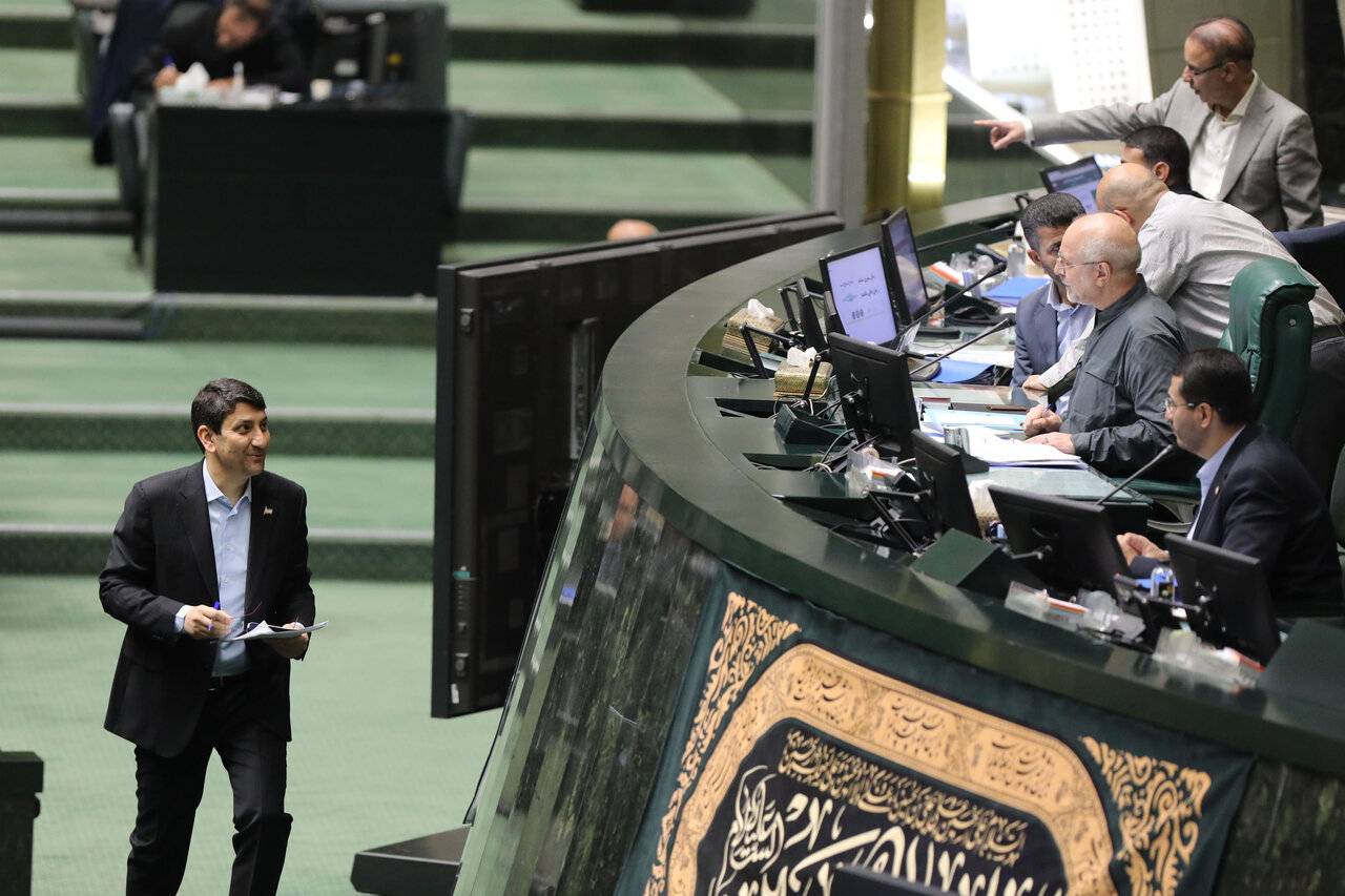 نشست علنی مجلس