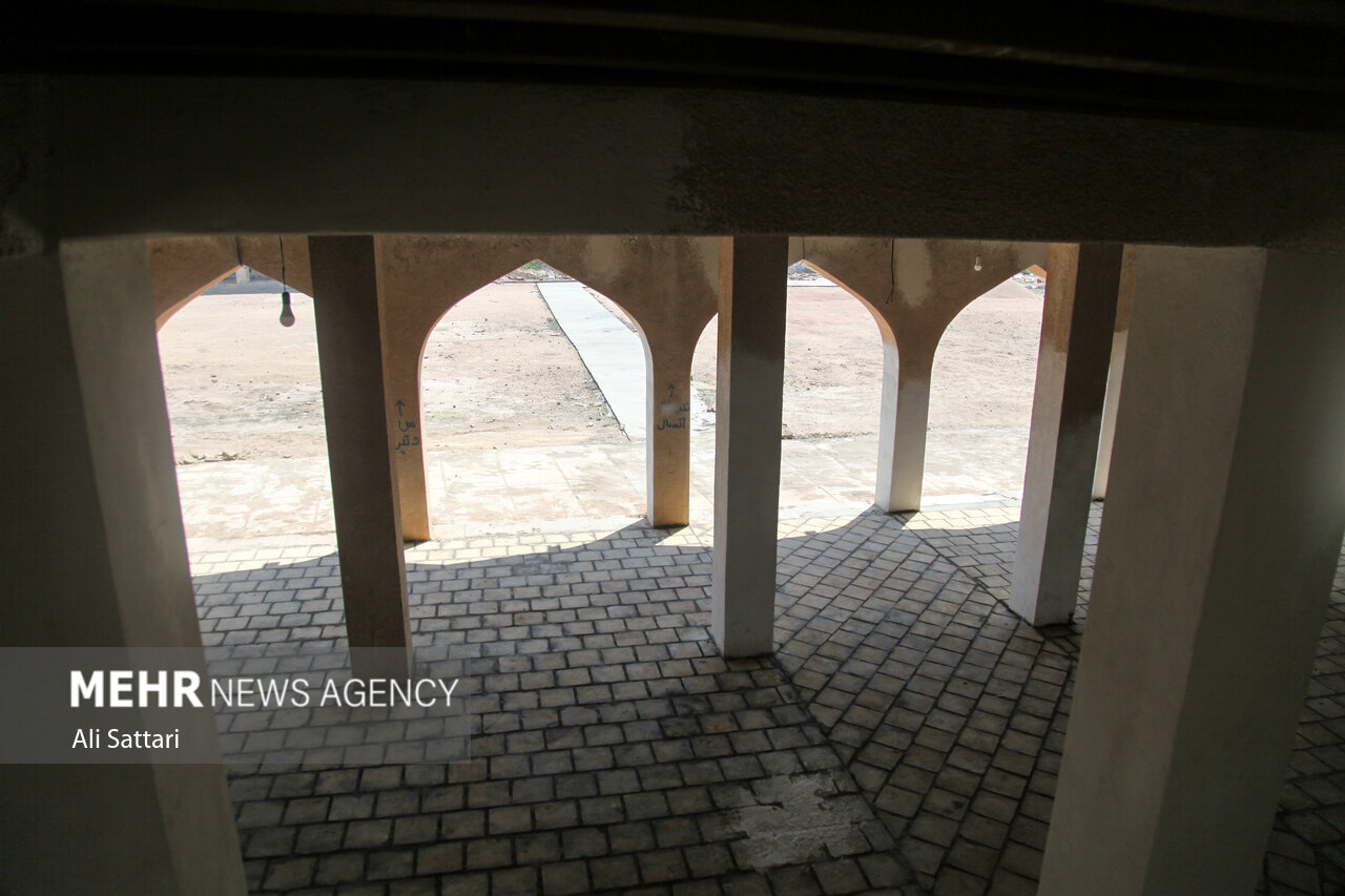 مدرسه تاریخی جری پولاک در جزیره هرمز