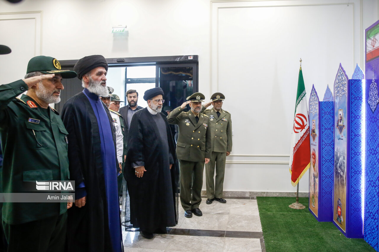 رونمایی از «پهپاد مهاجر ۱۰»