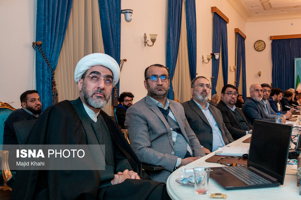 شورای معاونین وزارت ارتباطات و فناوری اطلاعات با حضور معاون اول رئیس جمهور