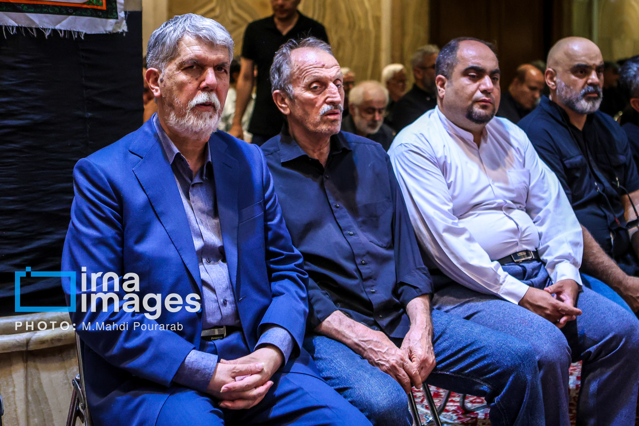 قالیباف و پزشکیان در مجلس ترحیم احمد توکلی