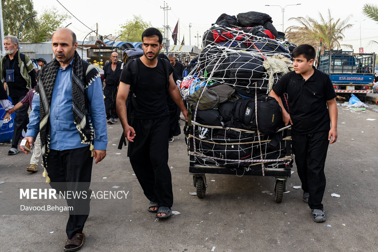 پیاده‌روی اربعین در طریق الحسین (ع)