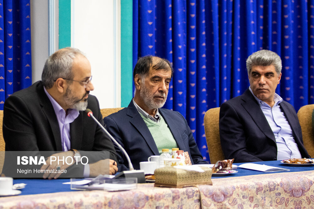 نشست بررسی راهکارهای تحقق انسجام ملی با حضور پزشکیان