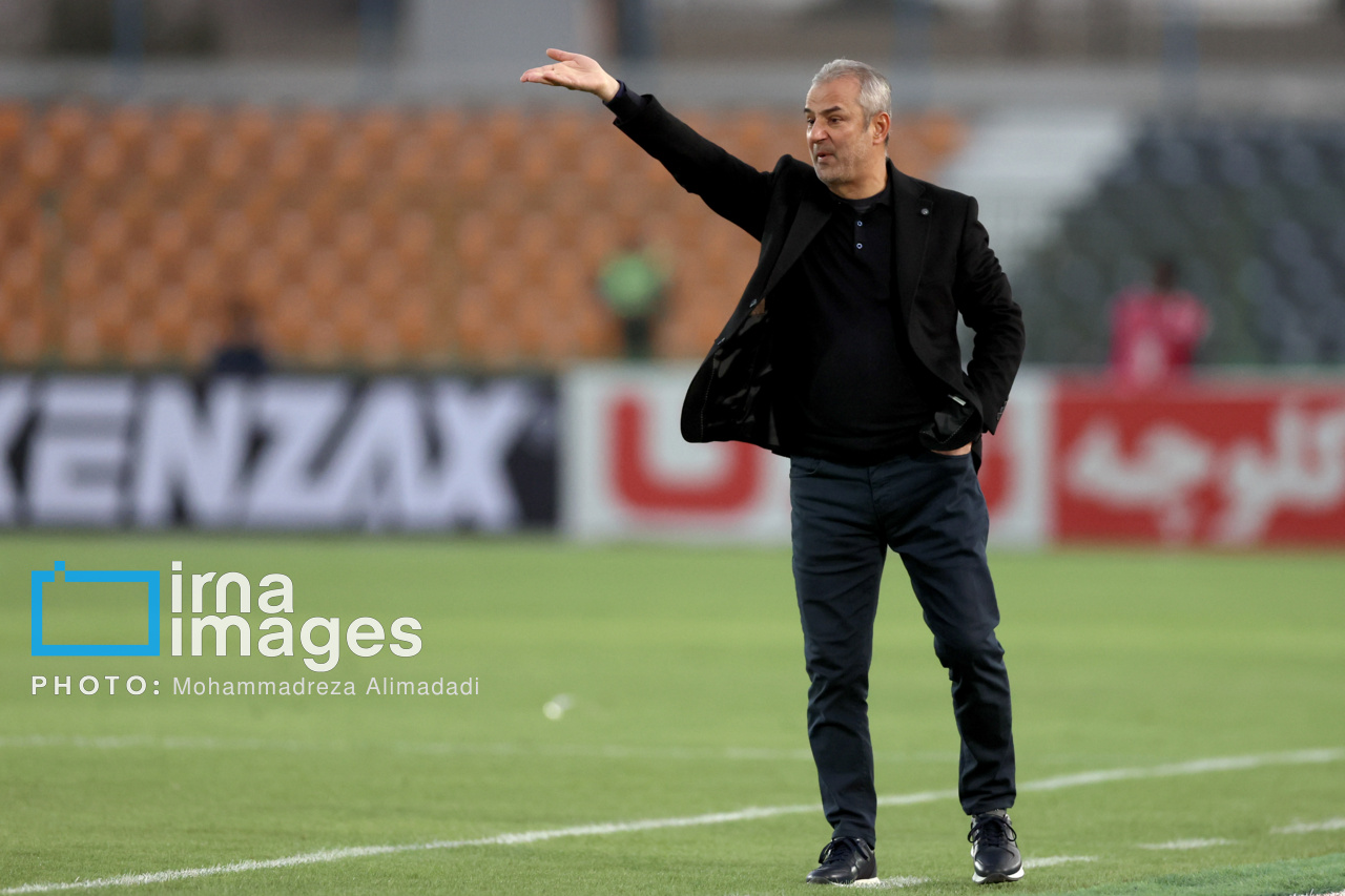 لیگ برتر فوتبال - پرسپولیس و گل گهر