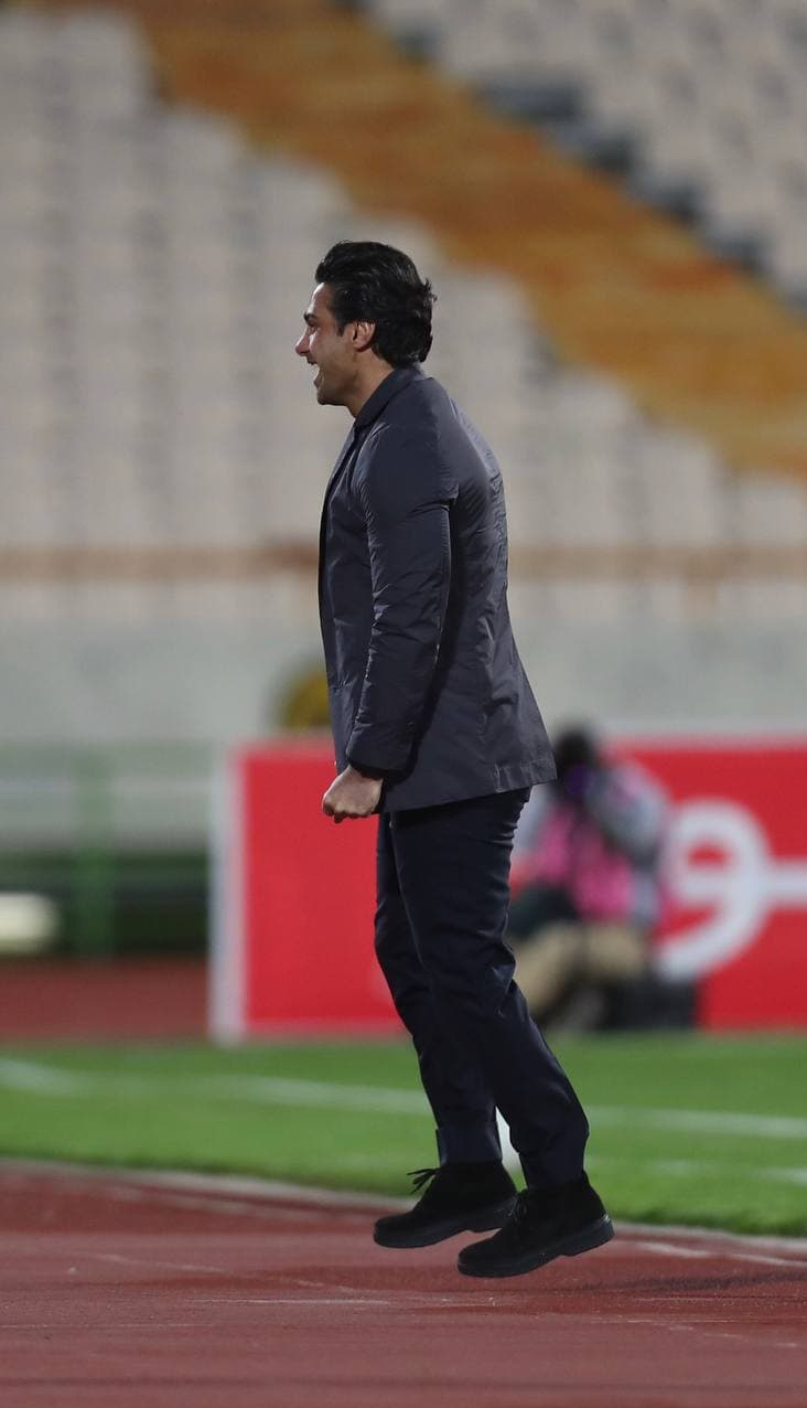 خوشحالی گل فرهاد مجیدی 