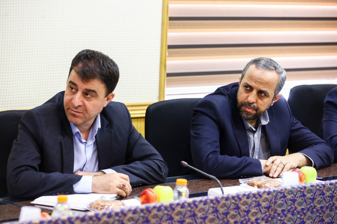 قالیباف در جلسه اقتصادی در سمنان