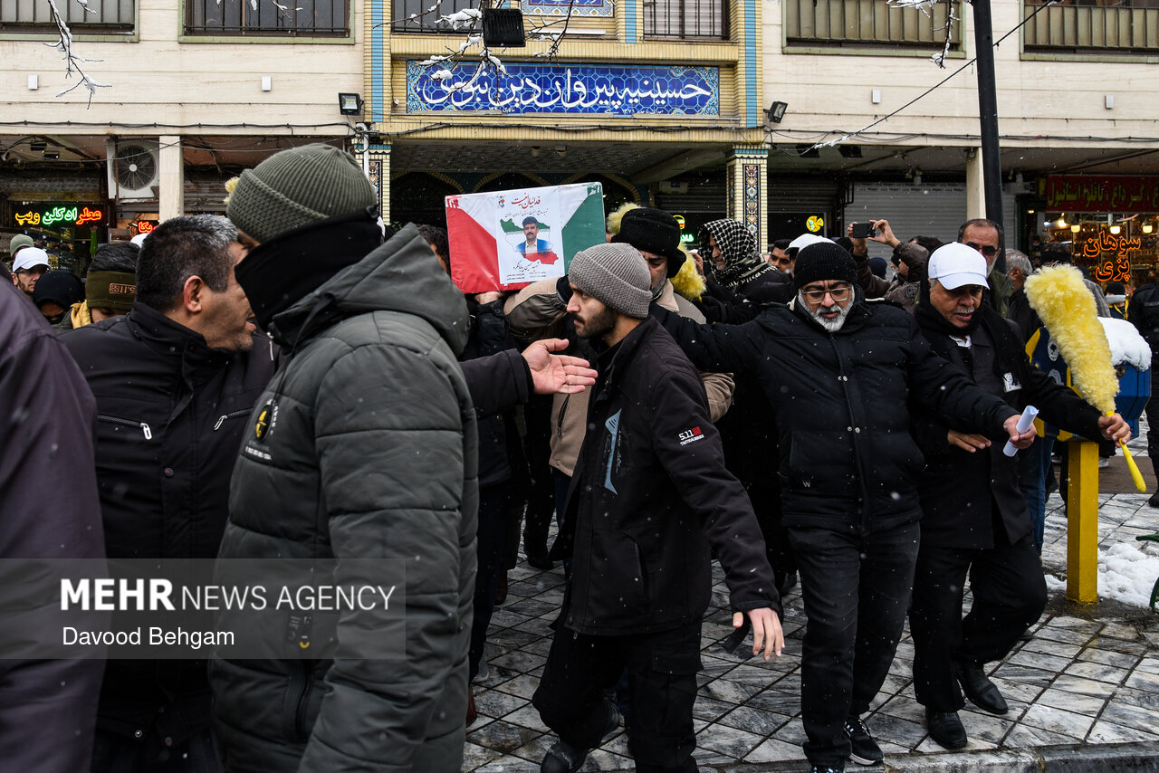  مراسم تشییع پیکر مطهر ۳ شهید مدافع امنیت