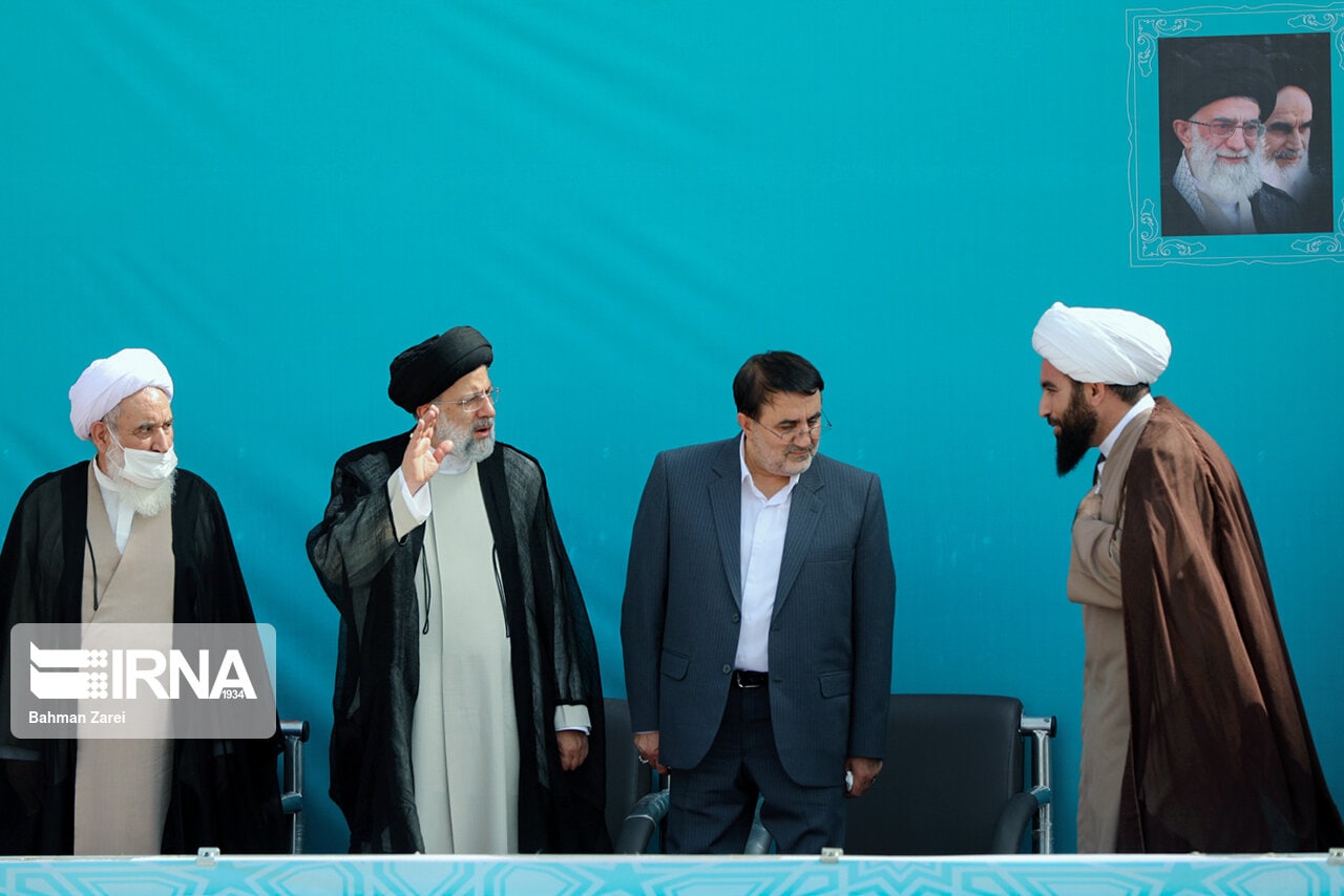 استقبال گرم مردم سرپل ذهاب از رئیس جمهور