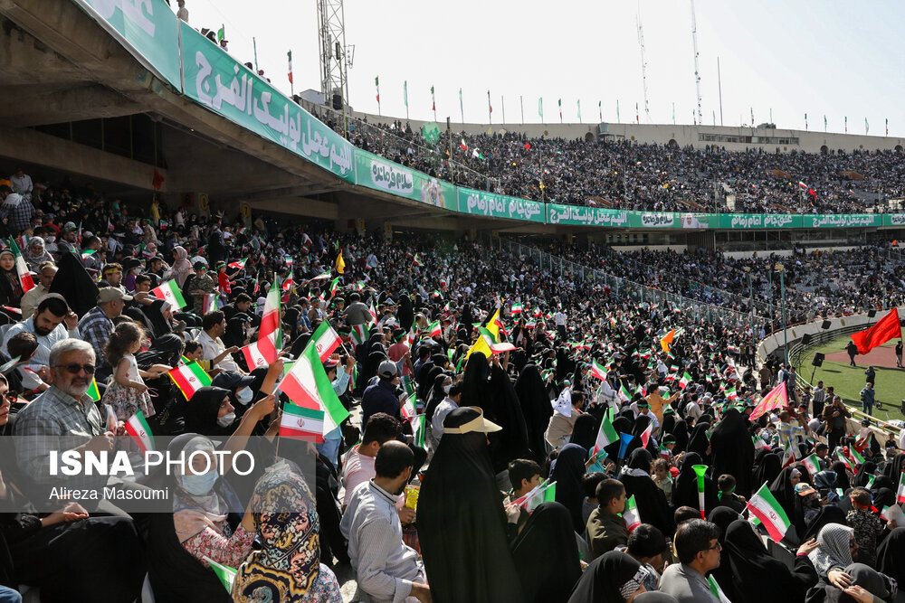 اجتماع خانوادگی «سلام فرمانده» 