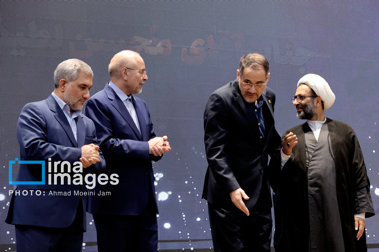 تجلیل قالیباف از پژوهشگران برتر 