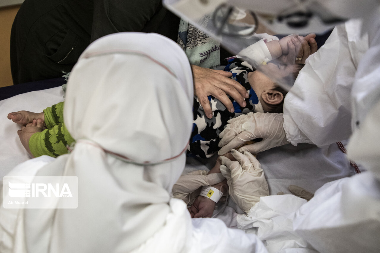 نوزاد کرونایی