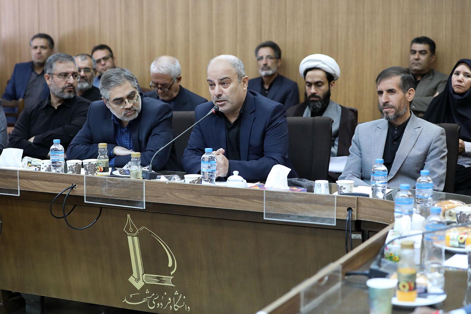 نشست هم اندیشی اعضای اندیشکده های حکمرانی ۳ استان با حضور قالیباف