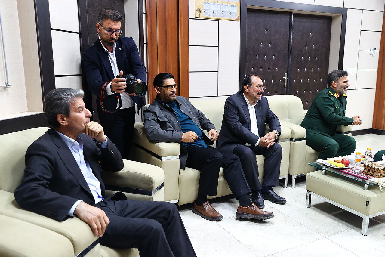 نشست قالیباف با استاندار و نمایندگان خراسان شمالی