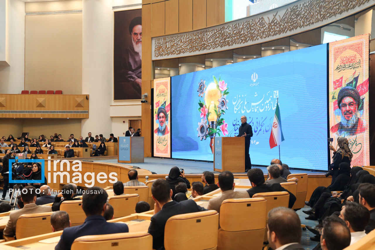  همایش ملی نخبگان با حضور رییس جمهور