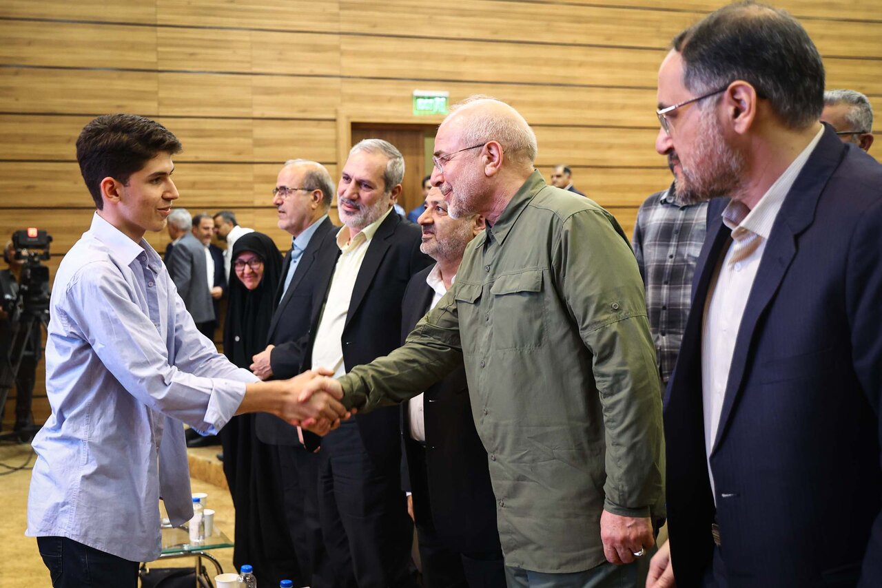 حضور قالیباف در اولین کارسوق حکمرانی داده‌محور