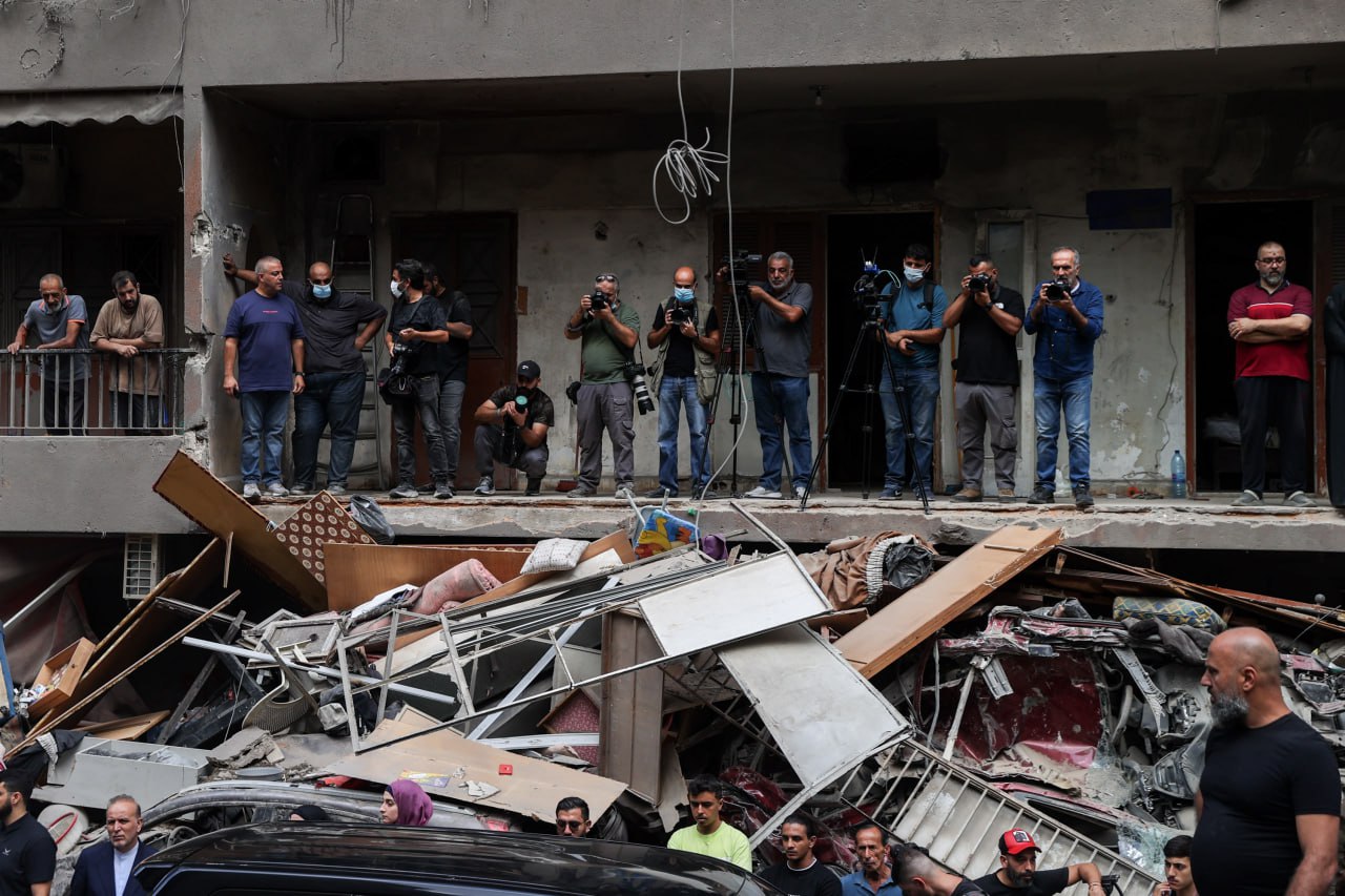 حضور قالیباف در میان ساکنان منطقه بیروت غربی