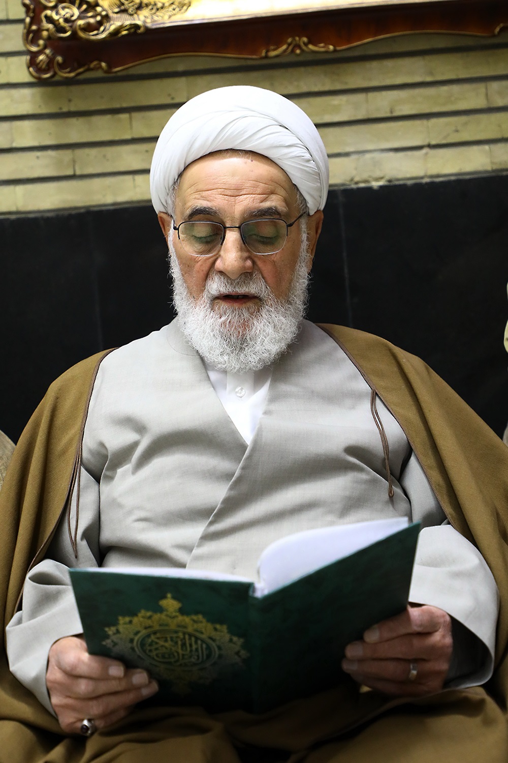 حضور قالیباف در مراسم ختم همسر رئیس کمیته امداد امام(ره)