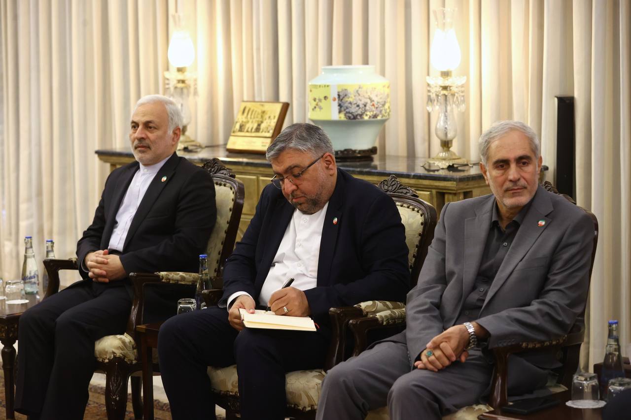 هدیه خاص قالیباف