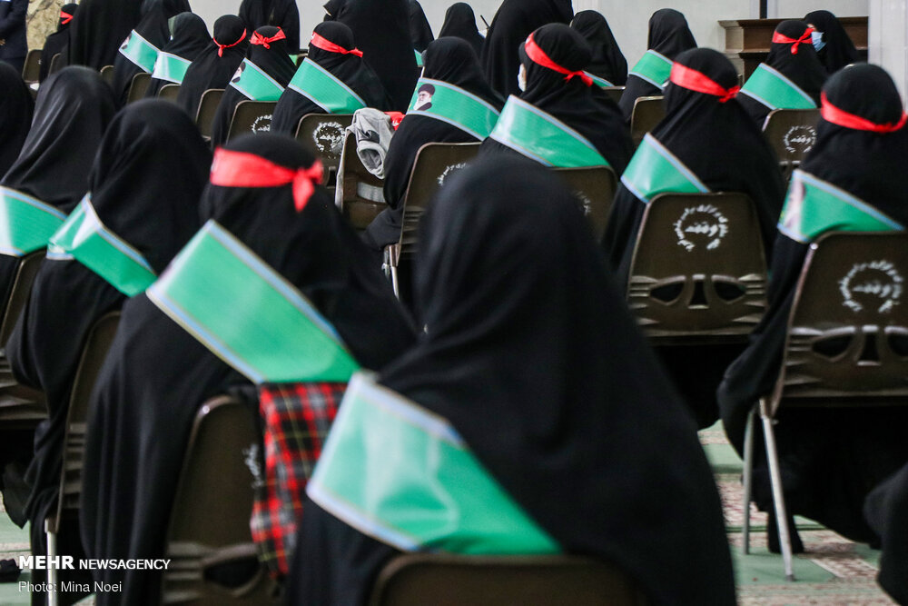 پخش زنده سخنرانی رهبر انقلاب 