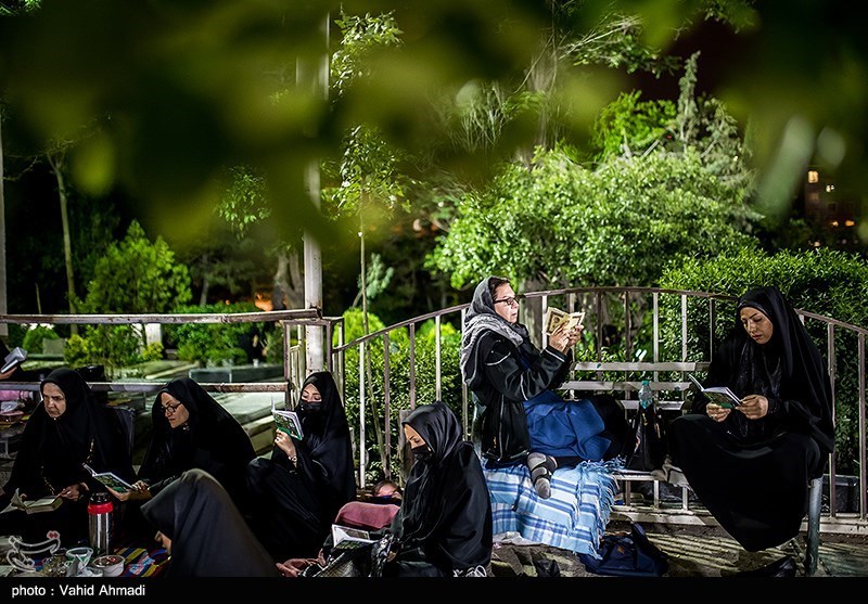  احیای شب قدر در امامزاده پنج تن لویزان