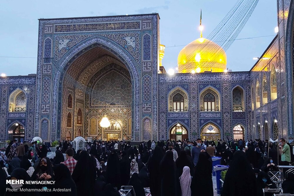 حال و هوای حرم مطهر رضوی