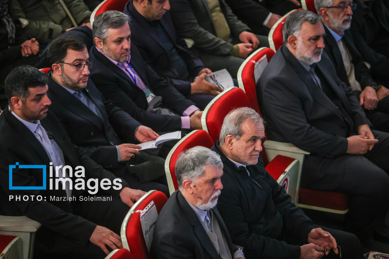 اختتامیه جایزه کتاب سال 