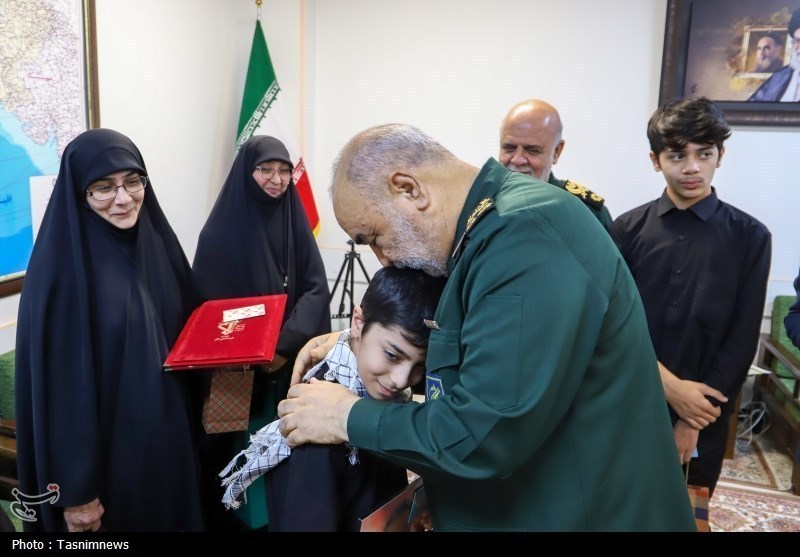 شهید سردار سرلشکر پاسدار حسین سلامی