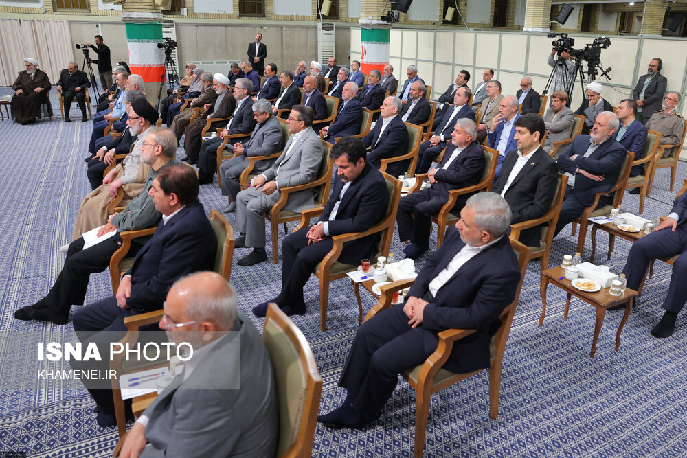دیدار رئیس‌جمهور و اعضای هیئت دولت با رهبر انقلاب