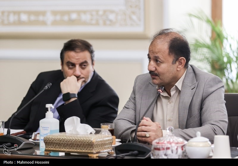 تقدیر از معلمان نمونه با حضور قالیباف