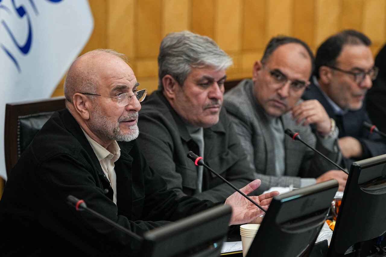 جلسه کمیسیون تلفیق لایحه بودجه ۱۴۰۵ با حضور قالیباف